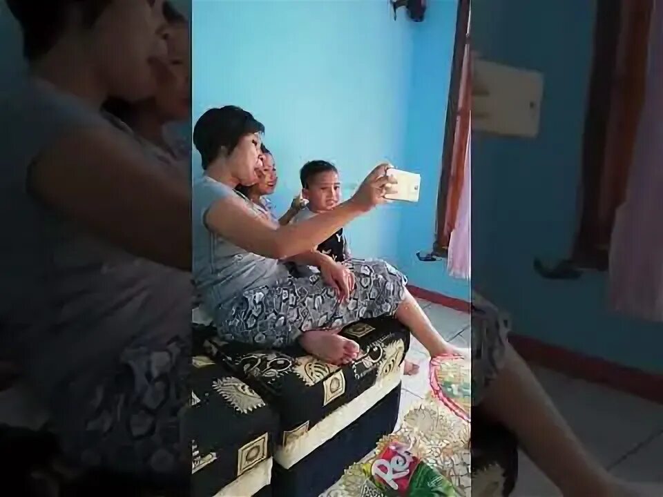 Video tante keponakan. Vs ponakan. Bocah sd vs tante tante anak sd vs tante hotel. Anak sd vs tante hotel. Viral bocah sd vs tante hotel bandung телеграм.