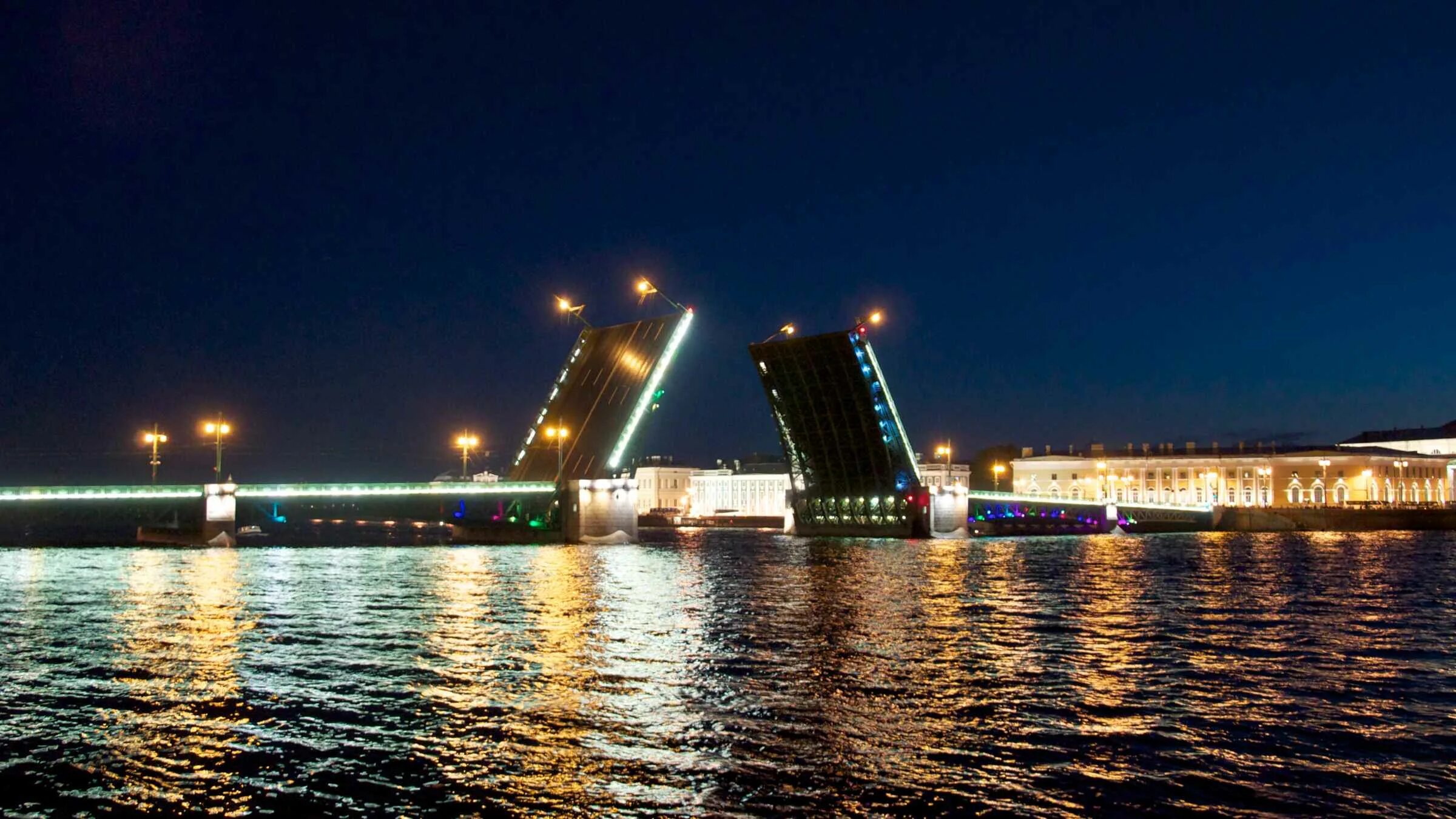 Отель с видом на разводные мосты. Разводной мост в санкт-петербурге. Разводной мост картина. Город на неве. Ночные мосты рисунок питер.