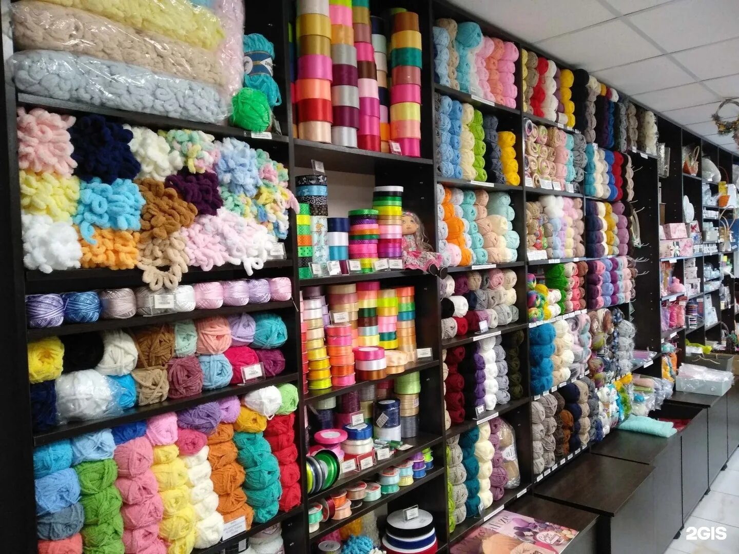 магазин рукоделия. магазин рукодельница в санкт петербурге. товары для творчества. творческий магазин. рукодельный магазин.