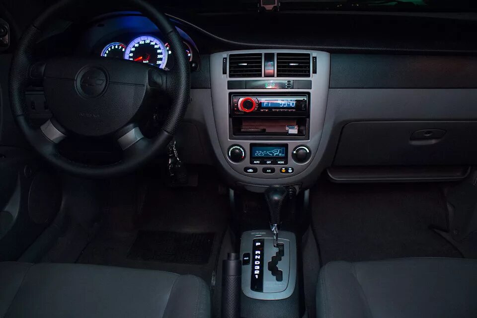 Лачетти 1. 6. Chevrolet lacetti автомат. Лачетти бронированная. Chevrolet lacetti 1.