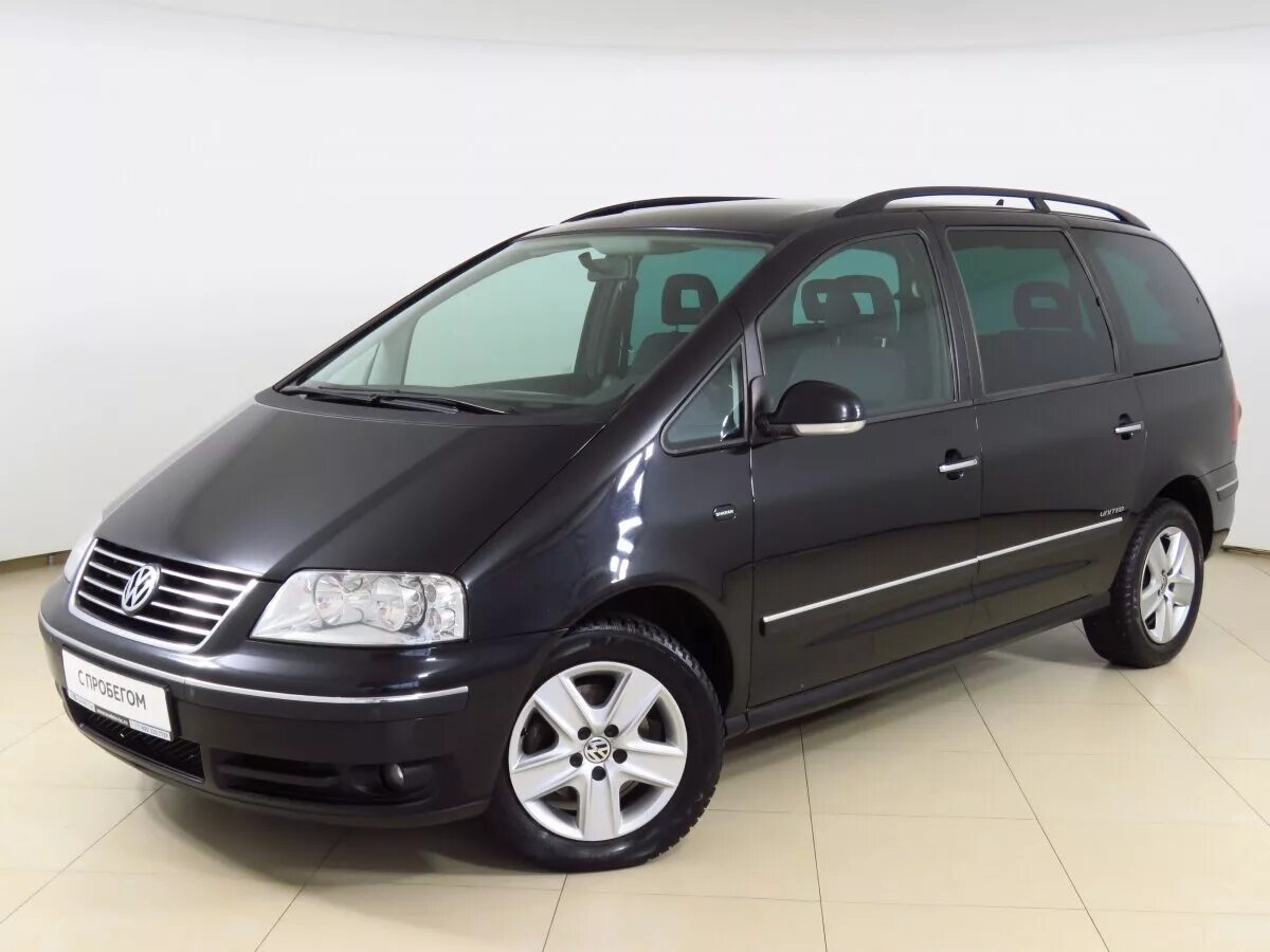 Шаран 2000 года. Фольксваген Шаран 2. Минивэн Volkswagen Sharan. Volkswagen Sharan 2010 года. Volkswagen минивэн Шаран 2.