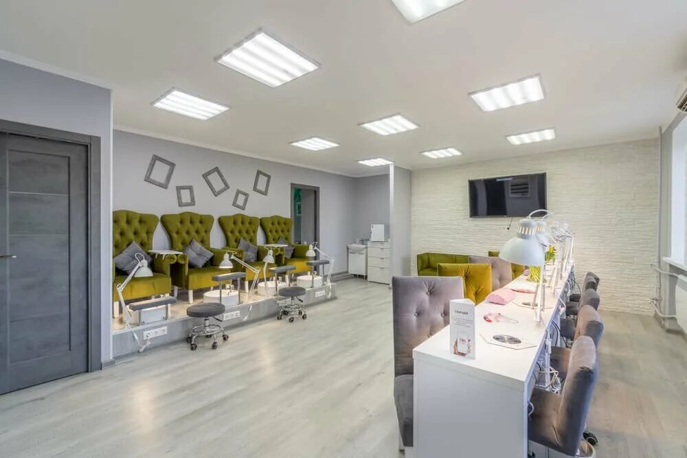 парикмахерская остров красоты. красивые студио парикмахерская. салон красоты острава комсомольской проспект. белый сад салон красоты. салоны красоты на парке культуры.