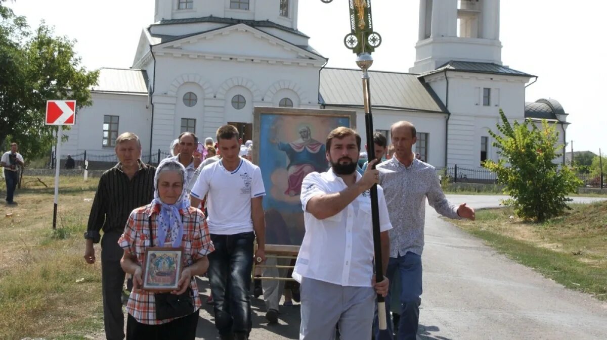 Погода монастырщина воронежской области. Церковь сухой Донец Богучарского района Воронежской. Село сухой Донец Богучарского района. Монастырщина Богучарский район Воронежская область. Село сухой Донец Богучарского района Церковь.