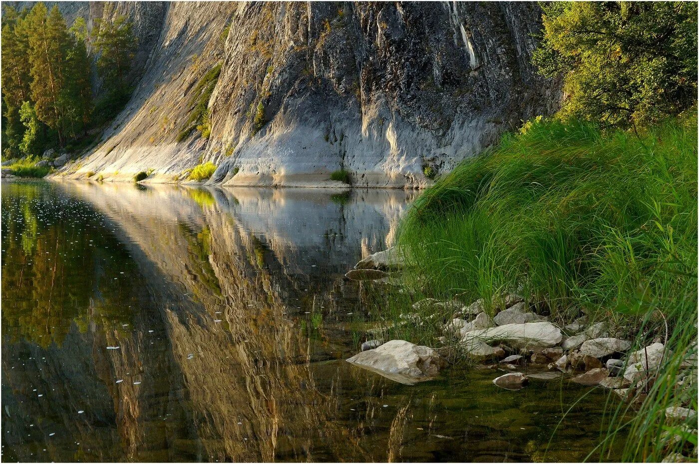 Куда впадает река печора в республике коми. Река, берущая свое начало в уральских горах. Верховья реки яйва. Притоки камы. Северный урал ивдель.