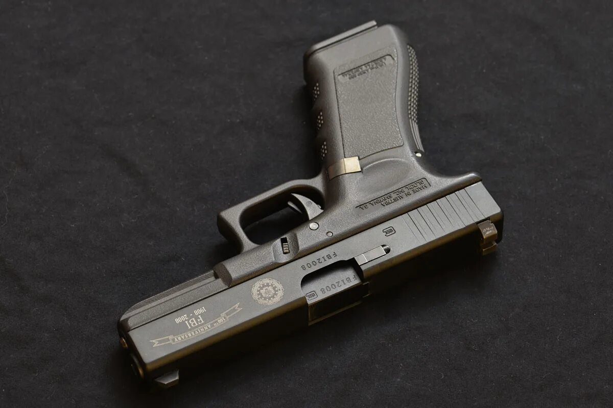 Glock gbb. Глок 22. Глок g22. Глок 22 ФБР. ММГ Глок 17 l.