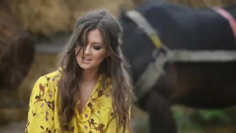 Молдавский певец ионел. Веселые молдаване. Молдавская зажигательная. Молдавские видеоклипы. Молдавские песни 2021.