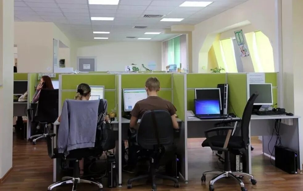 Онкоцентр колл центр. Колл центр. колл центр офис. офис колл центра внутри. колл центр сбербанка.