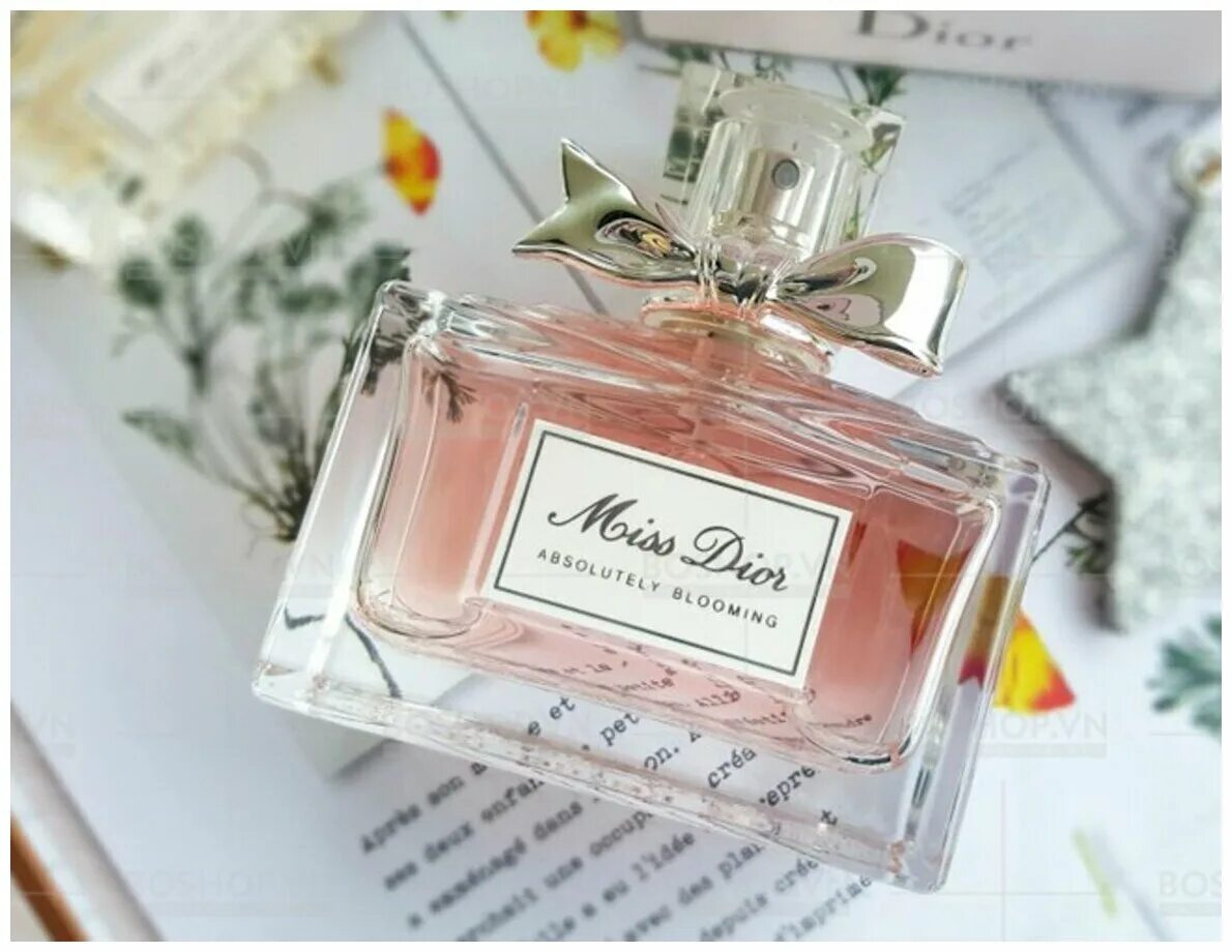 Мисс диор блуминг отзывы. Dior парфюмерная вода Miss Dior absolutely Blooming. Dior туалетная вода "Miss Dior Blooming Bouquet" 50 мл. Miss Dior absolutely Blooming 30 мл. Мисс диор черри 100 мл.