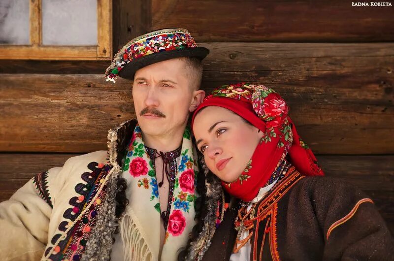 Малороссийские народы. Карпатские гуцулы. Девушки с западной украины фото. Он с западной украины. Сказки буковины и верховины.