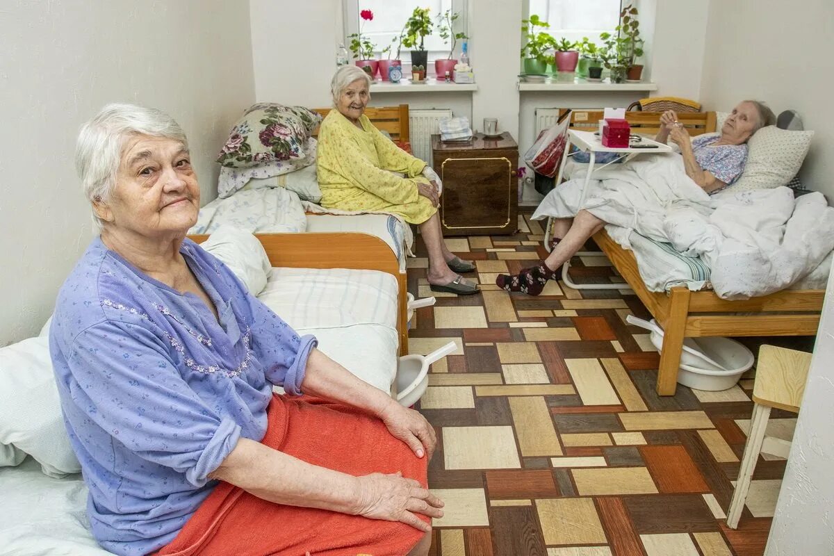 интернат милосердие владикавказ. пожилые люди милосердие. дом престарелых в славгороде алтайский край. пансионат для инвалидов колясочников в подмосковье. старость в радость.