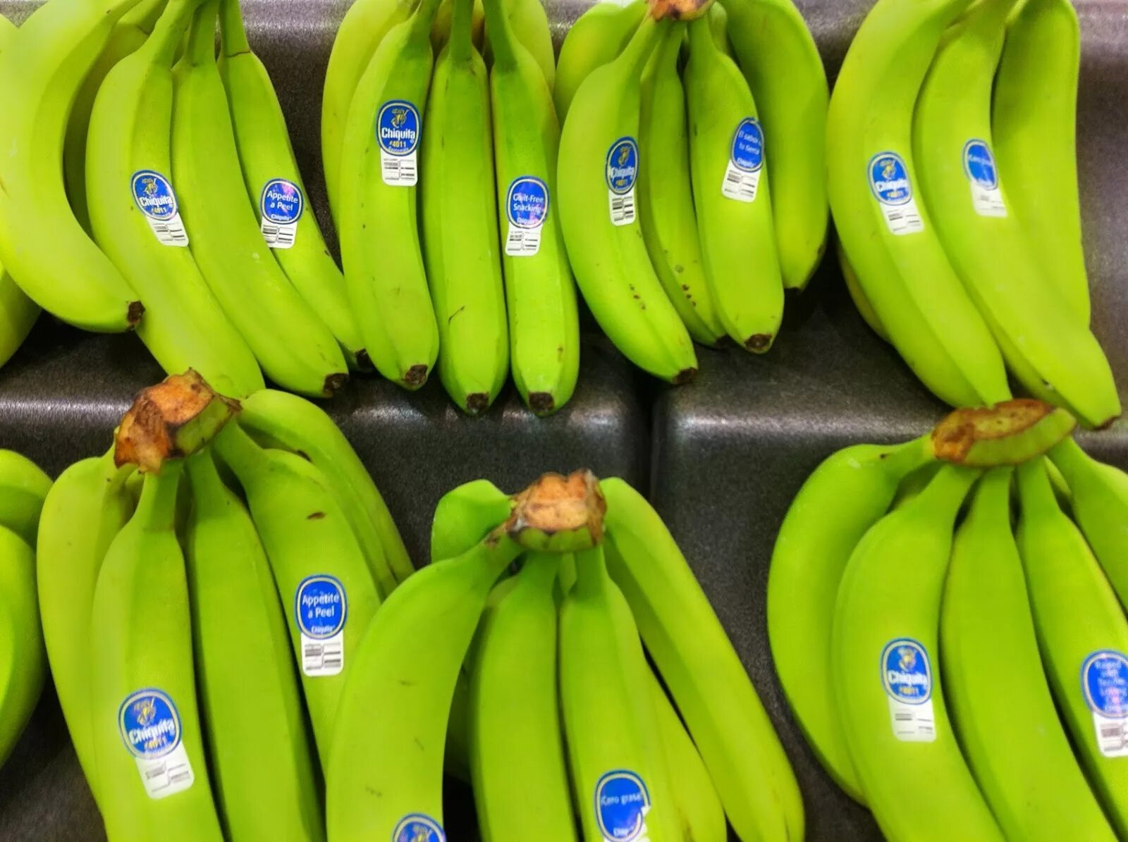 Производители бананов. Бананы производитель. Зеленые бананы. Производитешибананов.