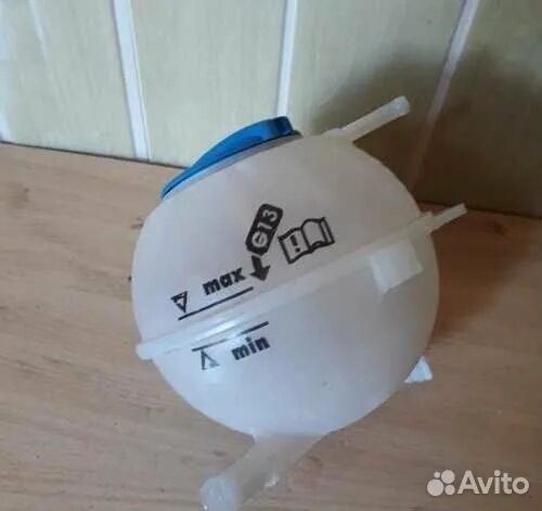 Замена расширительного бачка Фольксваген Поло 5