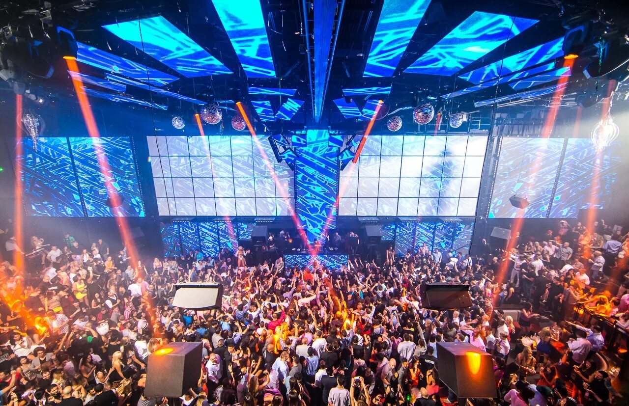 Включи клуб свет. Свет в клубе. Клуб свет Ижевск. Dance Club. Ночные клубы Киева.