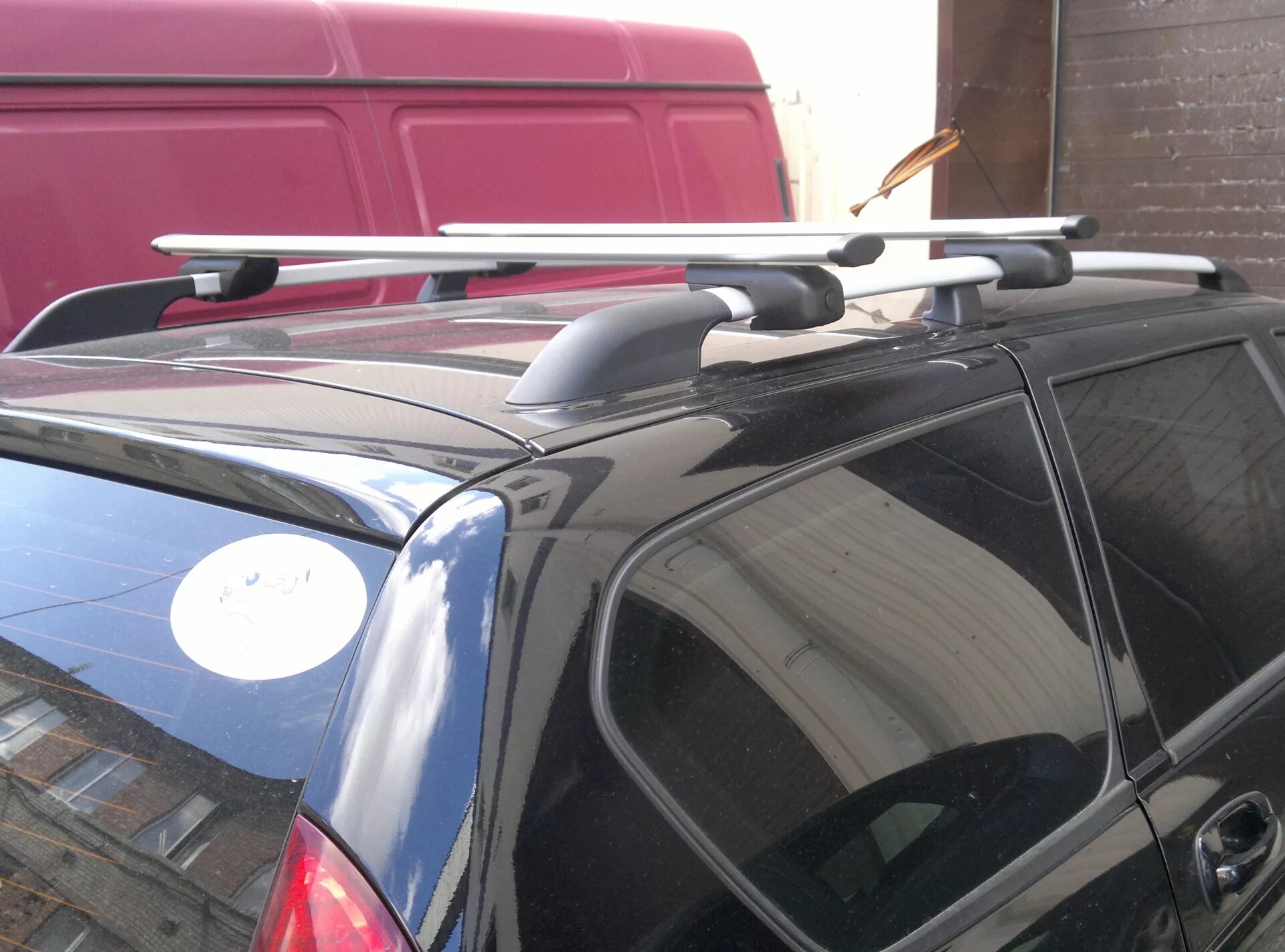 Рейлинги Приора универсал. Багажник на крышу Приора рейлинги.