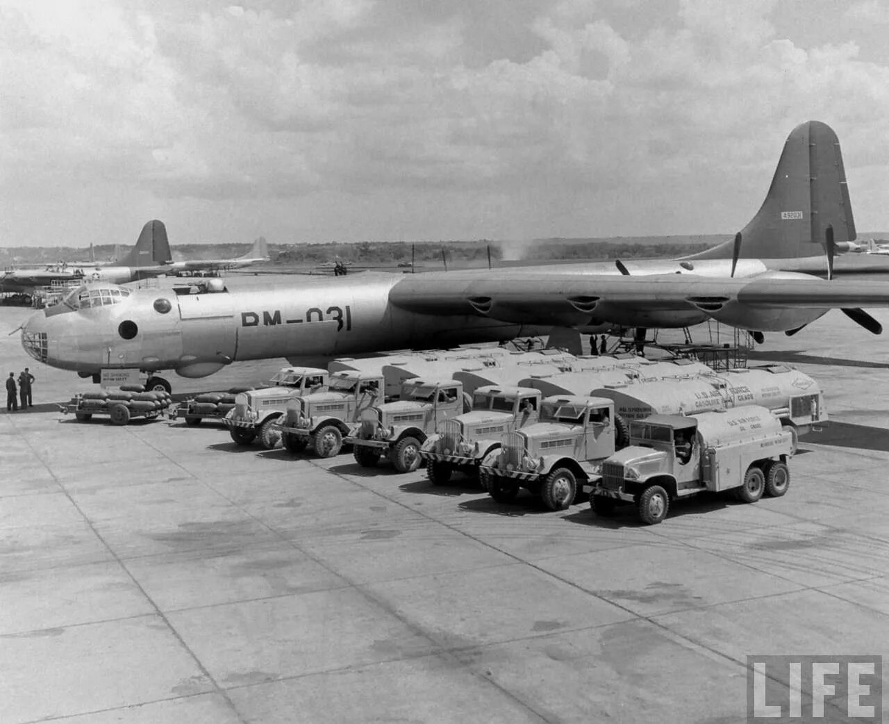 Convair b-36. Самолёт Convair b 36. Convair b-36 Peacemaker. Бомбардировщику Convair b-36. Б 36 размеры