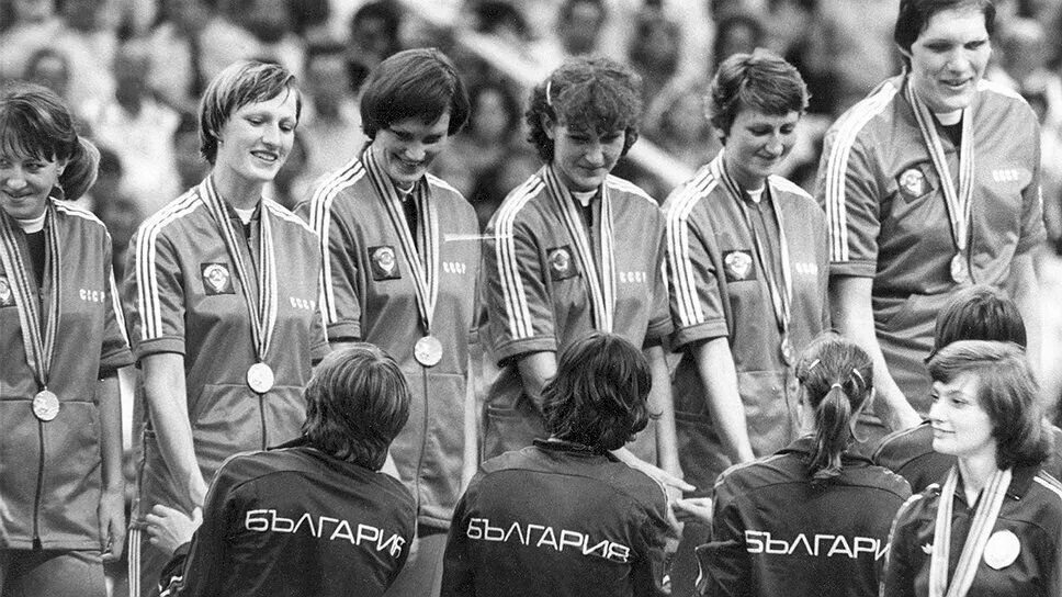 Баскетбол 1976. Hamburger squad 1976-77. 1976 олимпиада сборная ссср баскетбол. Баскетбол 1976 год олимпиада монреаль. 1976 олимпиада сборная ссср баскетбол.