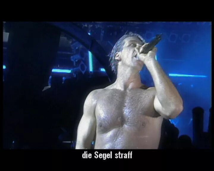 Rammstein live aus berlin 1998 крест. Rammstein live aus berlin. рамштайн двд. Rammstein live aus berlin. 1999 - live aus berlin.