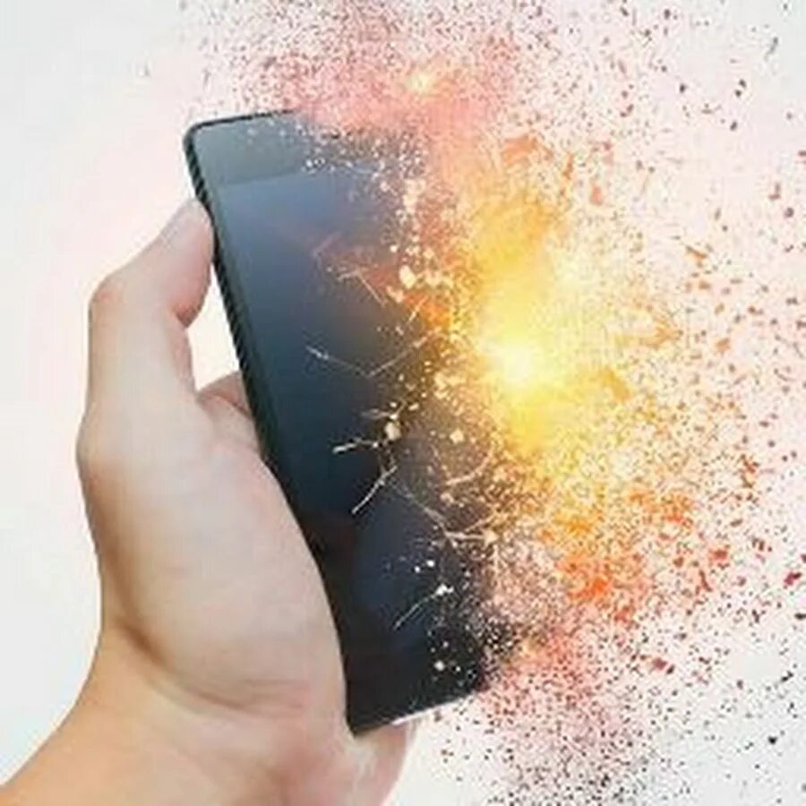 Телефон сильно лагает. Взрыв телефона сотового в руках. Разбитый смартфон на прозрачном фоне. Мобильник в струе. Взрыв сотового телефона в руках фото.