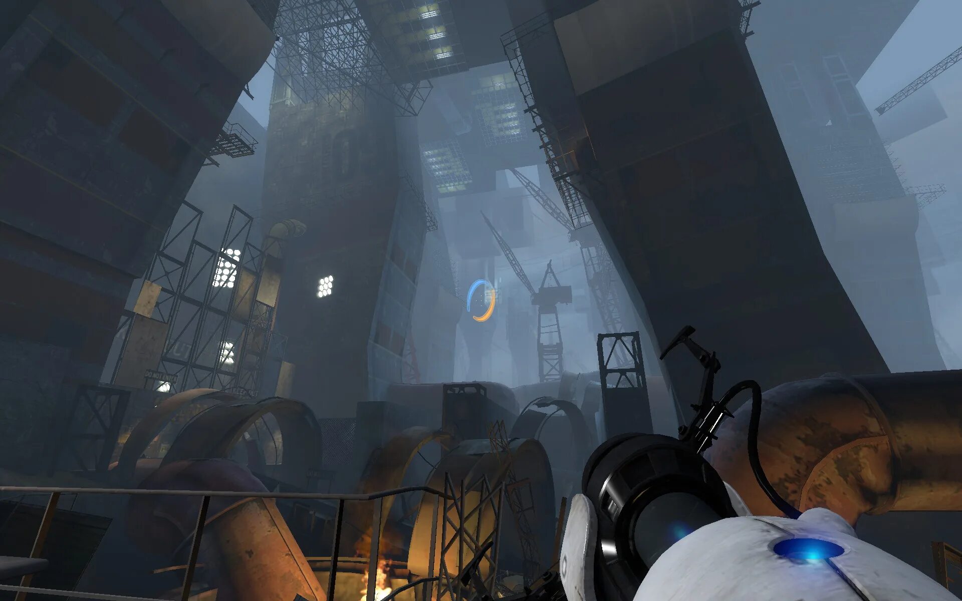 Portal listing. Лаборатория aperture Science. Portal 2 лаборатория. Portal 2 старые лаборатории. Portal 2 комплекс.