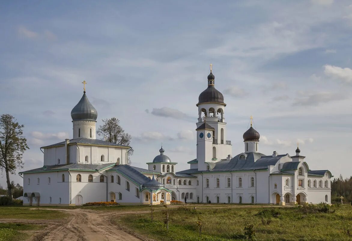 Псковский монастырь сайт