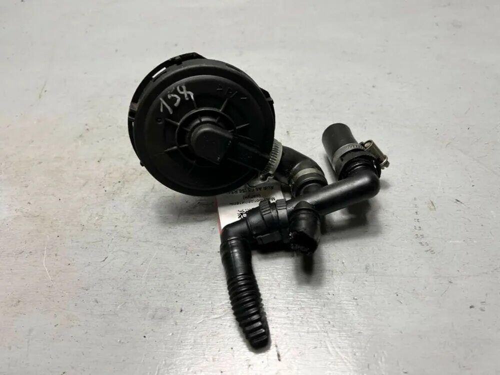 Клапан вентиляции картерных газов. Сапун ауди а6. Сапун ауди а6. Сапун ауди а6. Артикул лягушка сапуна ауди 80 б4 2.