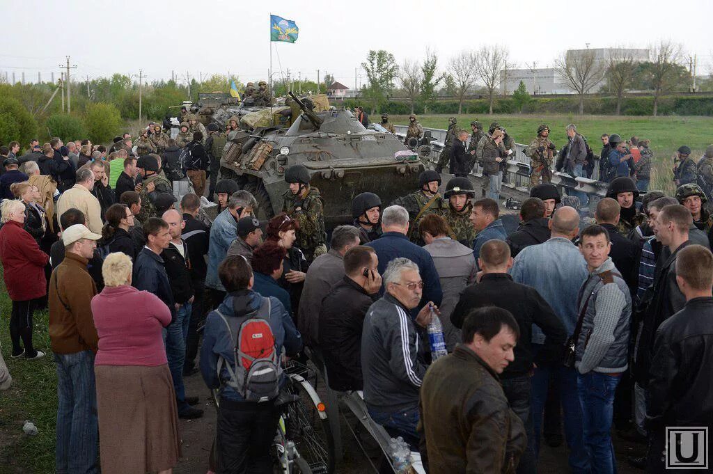 7 апреля ато. Танкисты вс рф. Кровавый пастор турчинов. Война на украине российские солдаты. Турчинов ато.