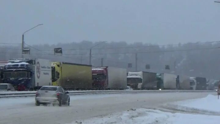 Показать пробки м7. Пробки трасса м7 Казань. Пробка Петушки трасса м7. Пробка на трассе м7 сейчас Петушки. М7 трасса Липна.