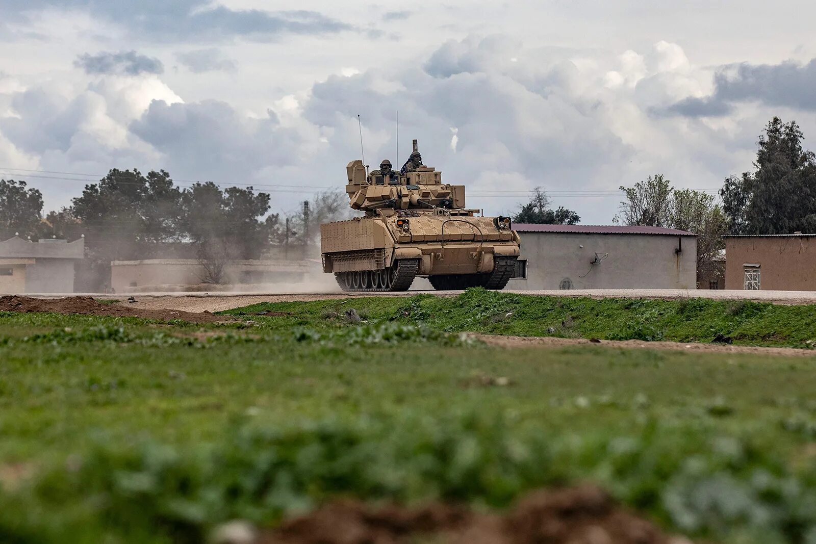 Command say. Военные в Сирии. Войска США В Сирии. Американские военнослужащие. Военные фото.