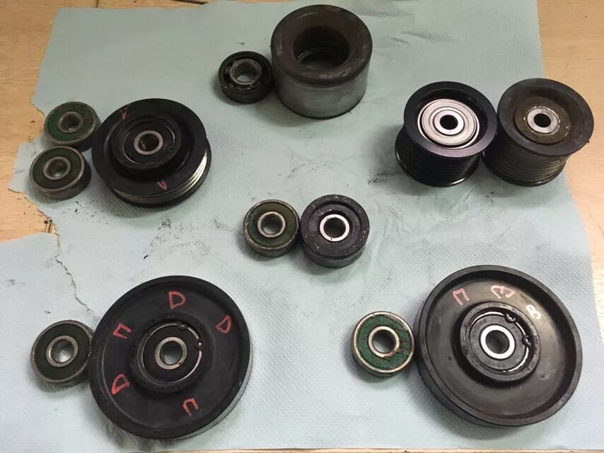 Ролики ремни toyota. Toyota 16604-31020. Koyo pu126213arr9d. Ролик натяжителя ремня камри 50 2. Lynxauto pb7001 ролик ремня.