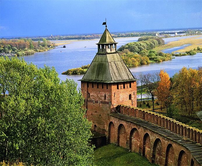 Город новгород в древней руси. Нижний Новгород Новгородский Кремль (Детинец). Великий Новгород в древней Руси. Кремль Великий Новгород древний. Великий Новгород Кремль древняя Русь.