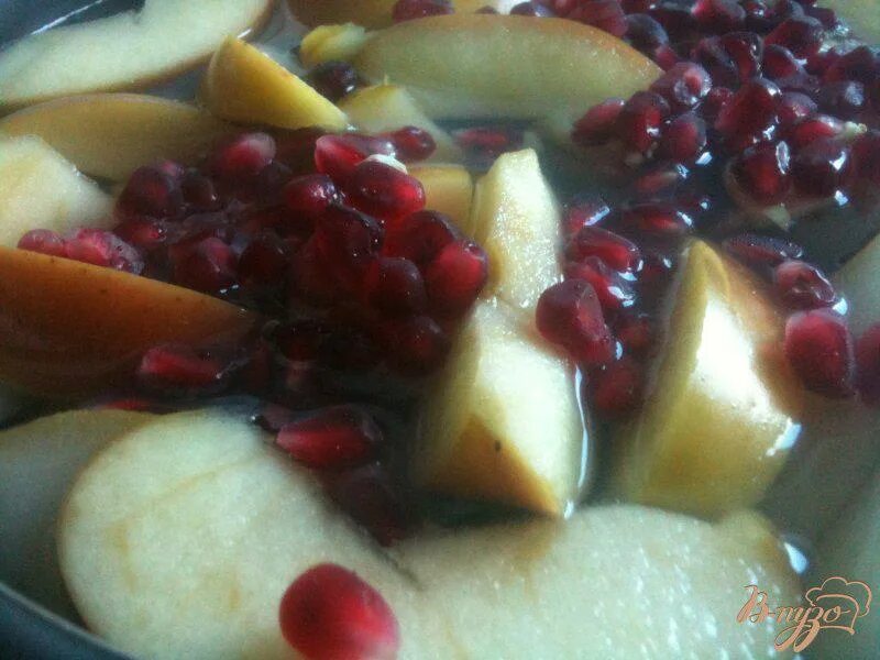 Гранатовый сок в баночке. Компот из граната рецепт. Армянские компоты. Гранаты для компота. Компот домашний из граната.