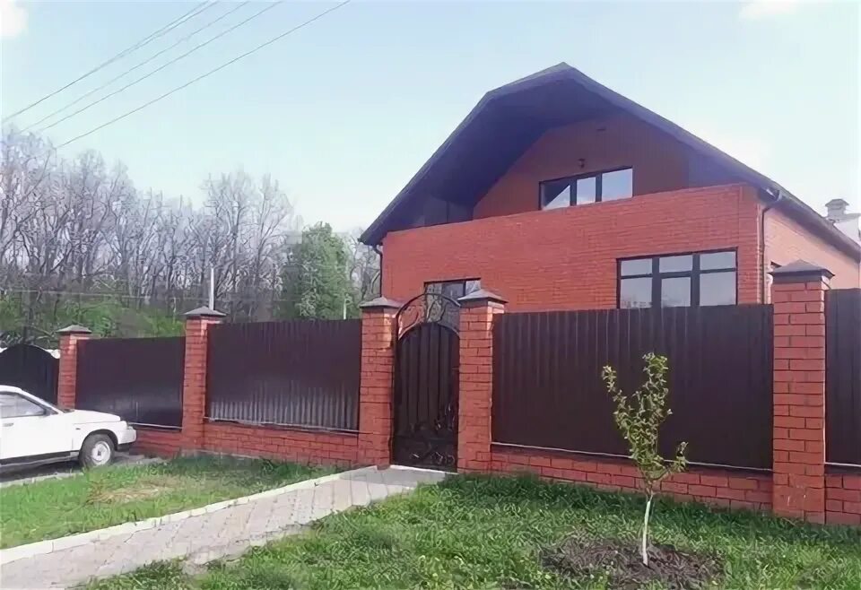 авито дома черно. авито дома черно. продается благоустроенный дом. сураж лагутенко 5 дом. частный дом желтый кирпич.