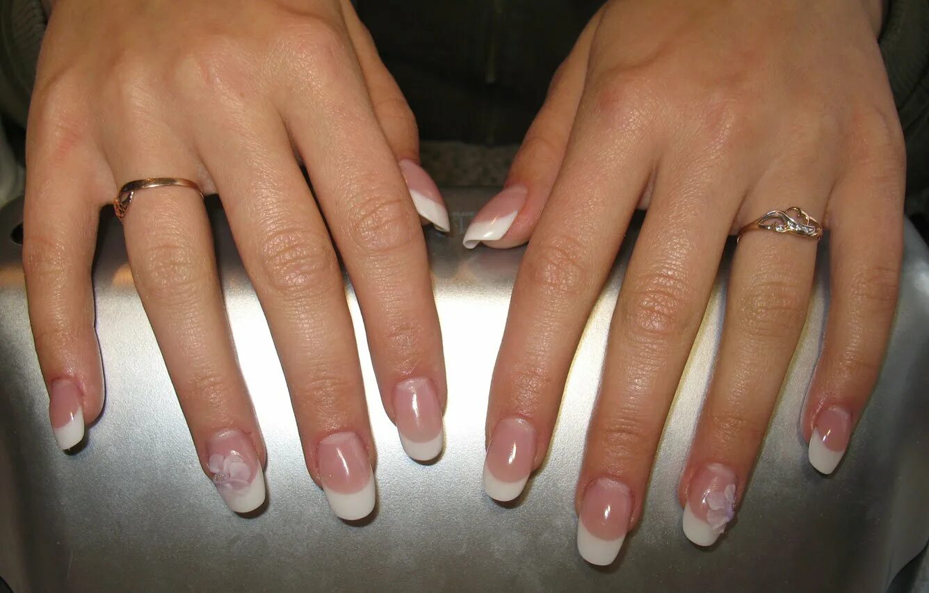Натуральные ногти. Натуральный маникюр гель. Натуральный маникюр. Акриловые ногти под лак. Наращивание акрилом.