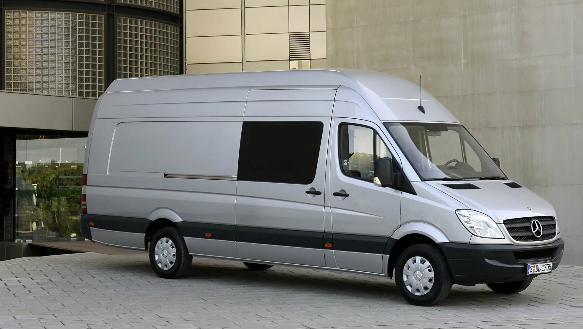 Мерседес Спринтер 2022. Mercedes Benz Sprinter 2021. Mercedes-Benz Sprinter van XL. Mercedes Sprinter 2021.