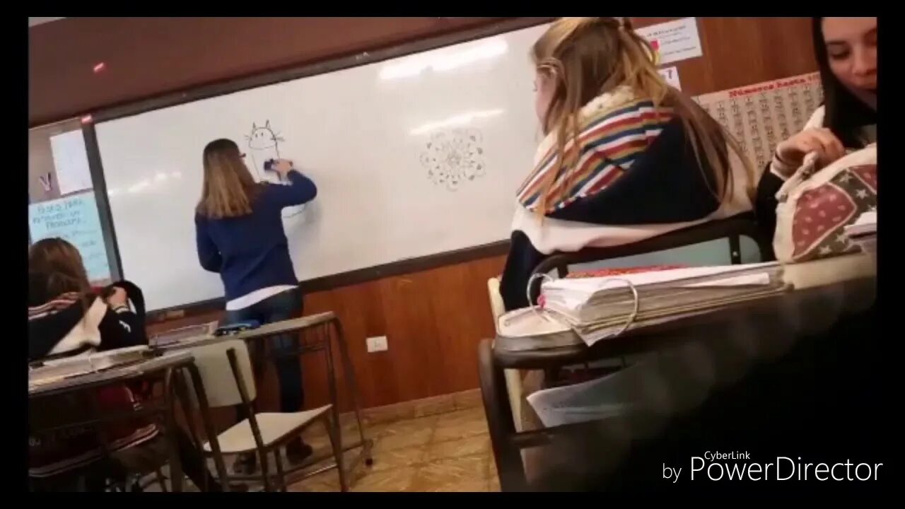 Дрочит На Дистанционном Уроке