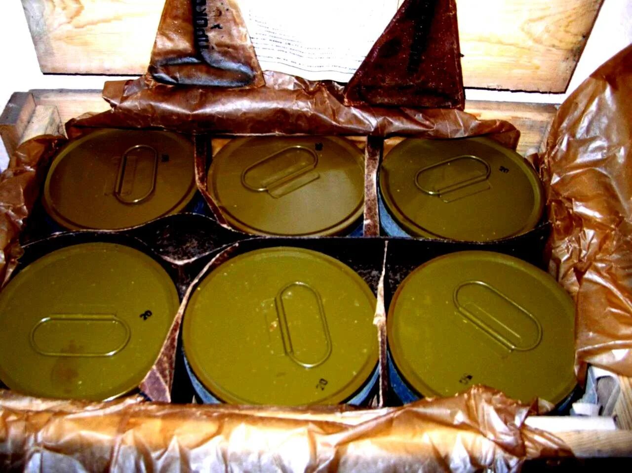 Шашка дм 11. Дм-11 дымовая шашка. дымовая шашка армейская рдг-2. дымовая шашка армейская дм-11.