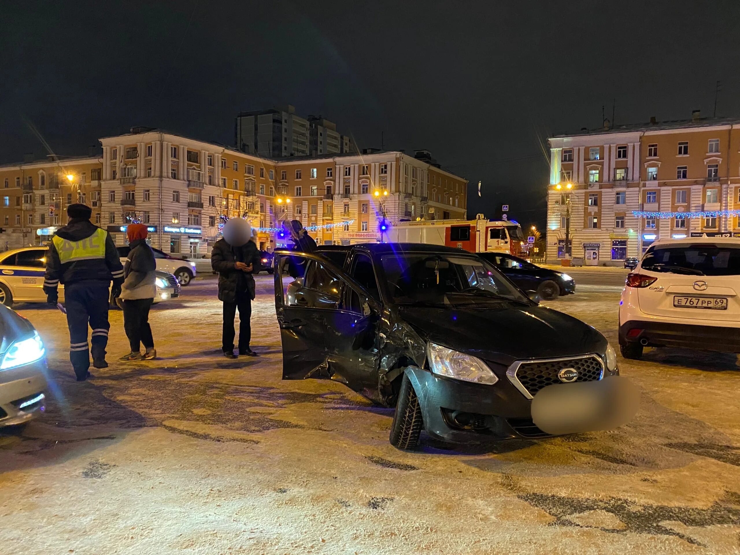 Вечер 12 12 19. Тверь ДТП на Терешковой. Ночная Тверь. Тверь ночью.