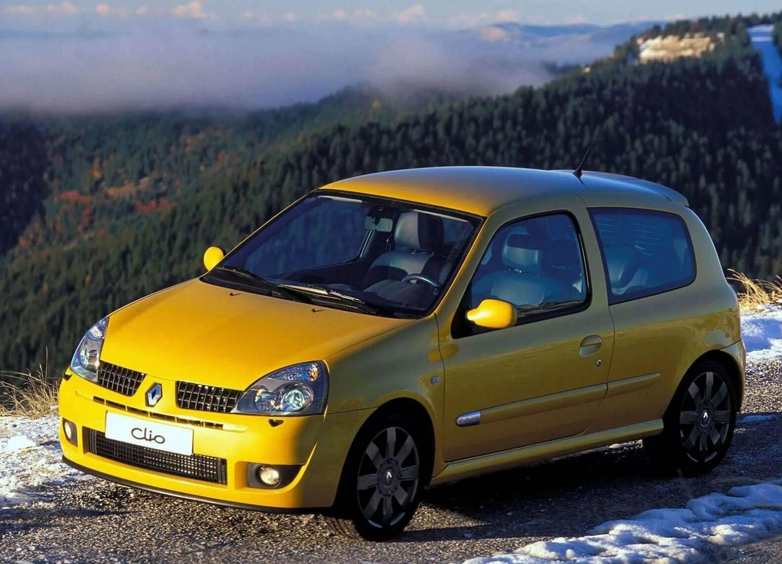 1.2 renault. Renault Clio 2. Renault Clio 2 RS. Рено Клио 1 поколение. Renault Clio 2 хэтчбек.