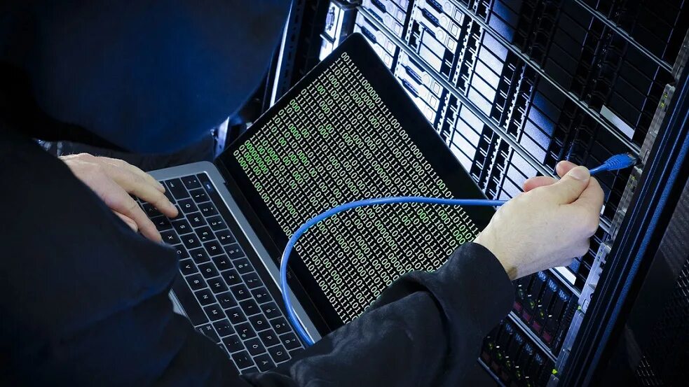 Незаконное использование информационных технологий