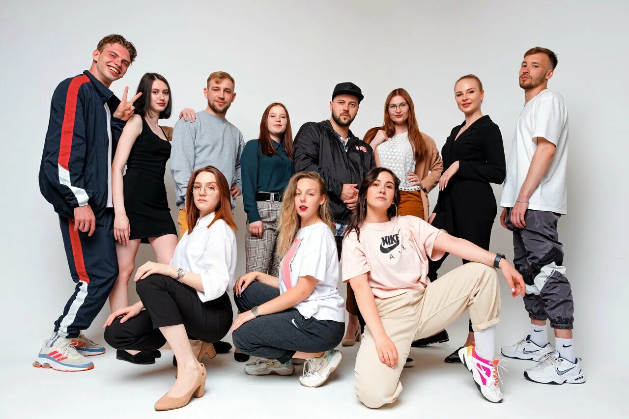 Аст данс астрахань. Танцевальный центр астрахань. Аст данс астрахань. Лидер дэнс астрахань. Leader dance.