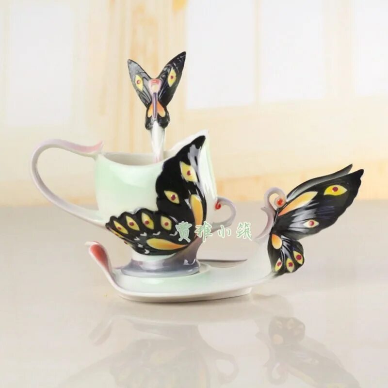 Кофейные бабочки. Набор кофейных кружек бабочки. Кофе с бабочкой. Кружка фарфоровая с бабочкой. Кофейная бабочка.