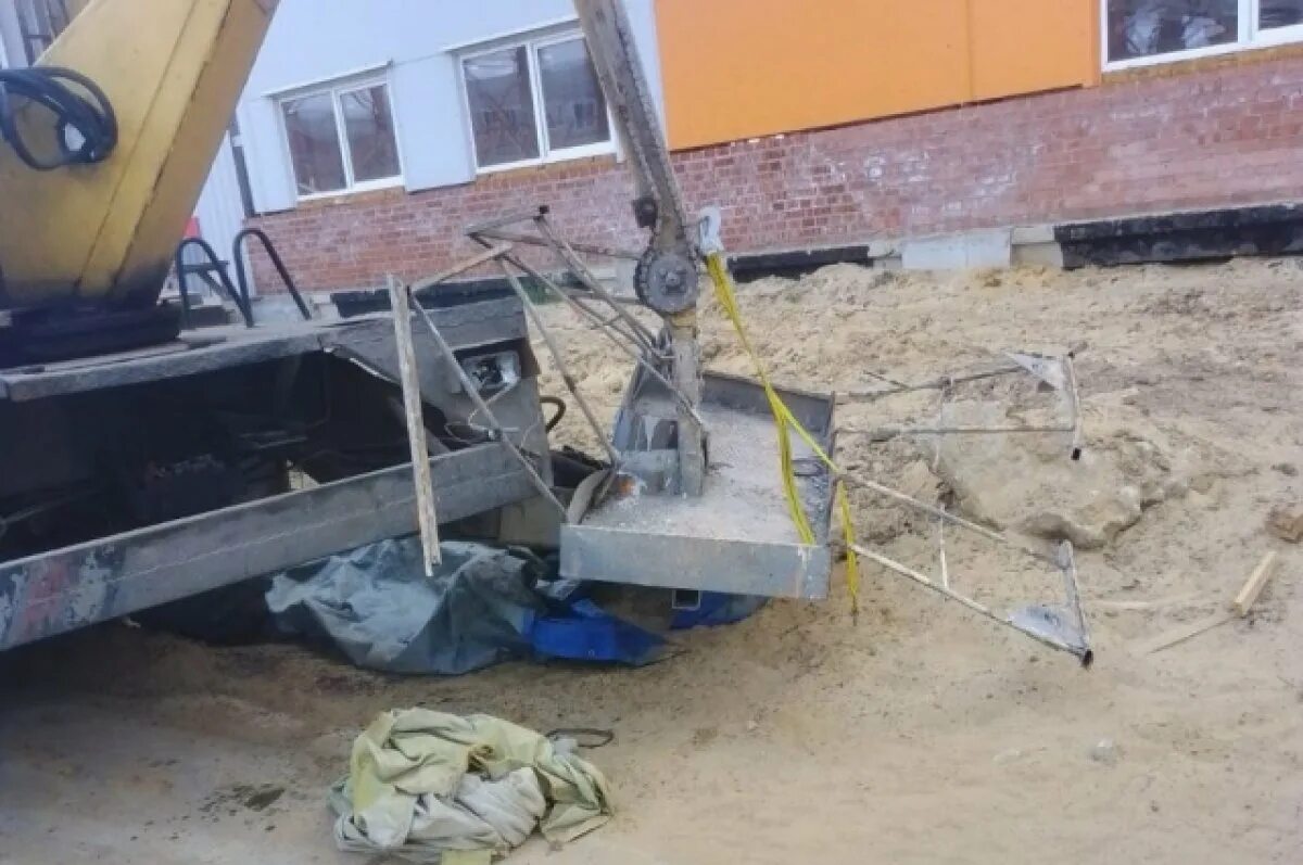 Сорвалась люлька с рабочими