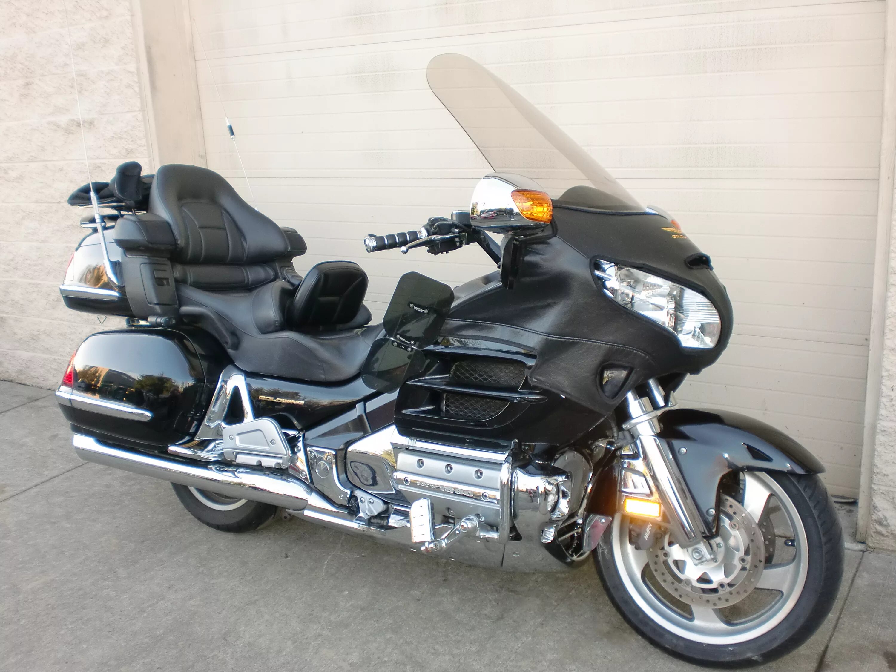 Goldwing 1800. Honda gl1800 Gold Wing. Honda Gold Wing 1800. Honda gl1800 Gold Wing 2001. Honda Gold Wing 2001.