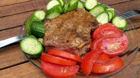 Стейки помидорам и сыром