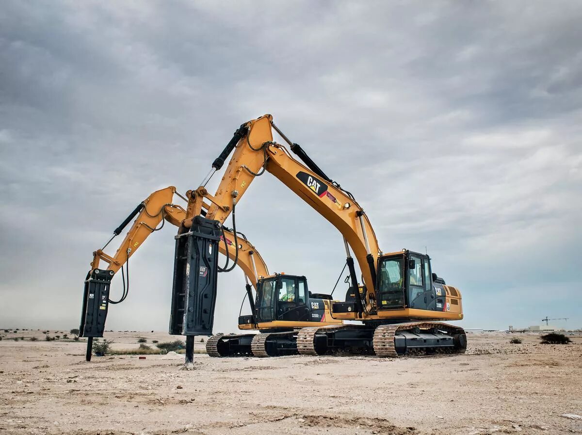 Caterpillar 320 с гидромолотом. Cat 320gc с гидромолотом. Экскаватор Катерпиллер 360. Гидромолот Cat Cat 330. Экскаватор башкортостан