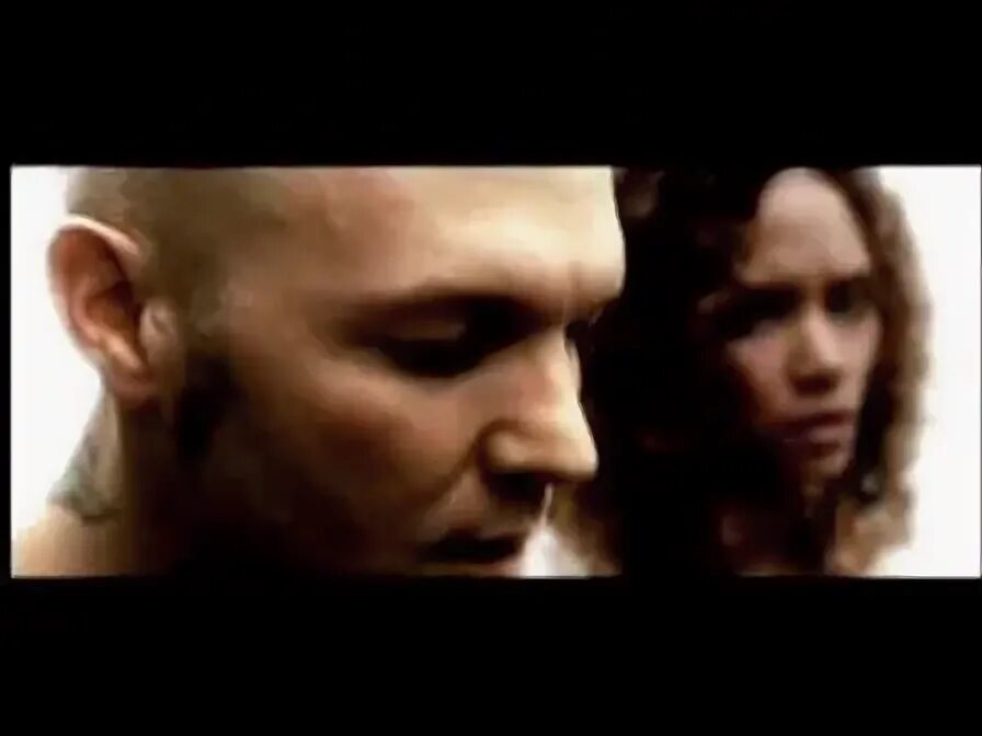 вокалист behind blue eyes-. клип behind blue. Behind blue eyes клип. клип behind blue. холли берри behind blue eyes.