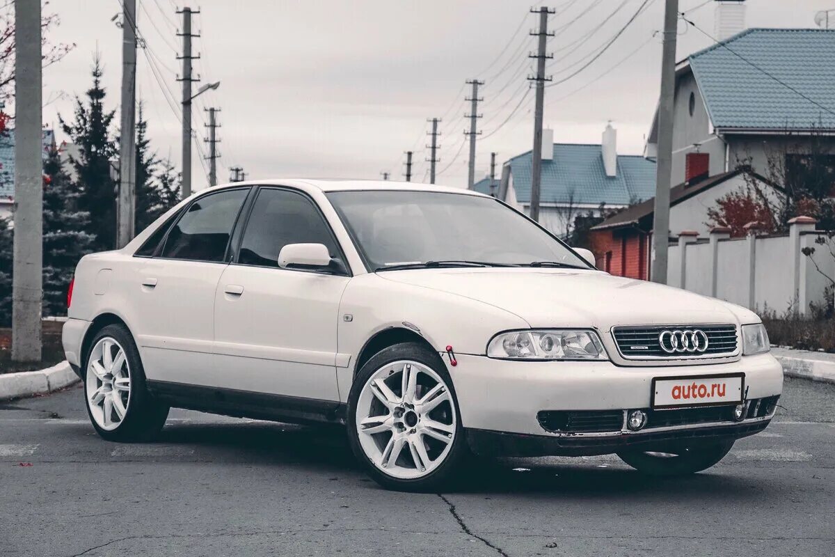 Audi a4 b5 Рестайлинг. Audi a4 b5 белая. Audi a4 i (b5) 1995. Audi a4 b5 1999. Ауди а4 б5 2000 года