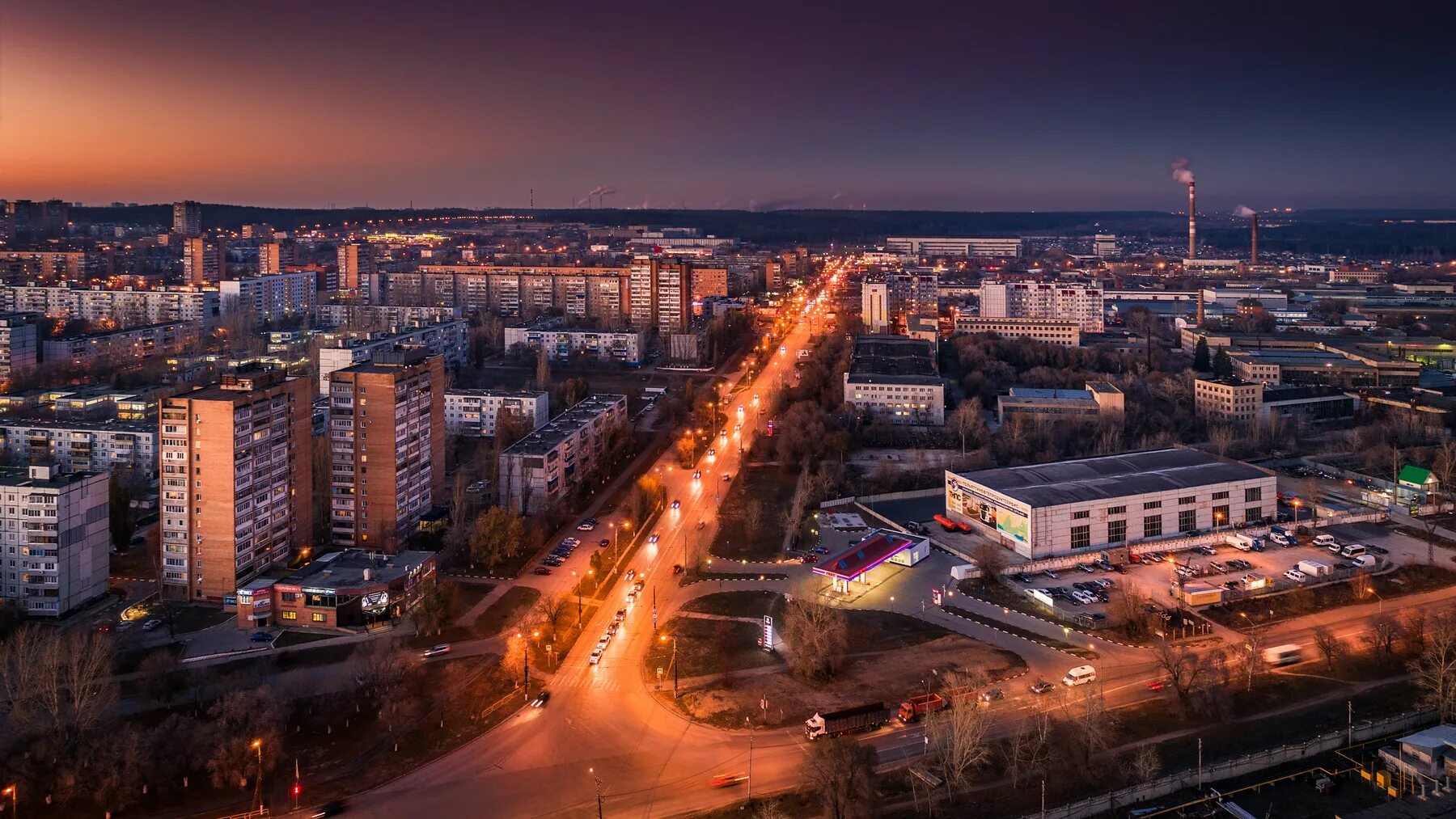 Тольятти Комсомольский район. Комса Тольятти. Город Тольятти Комсомольский район. Ночной Тольятти Комсомольский район. Тревога тольятти