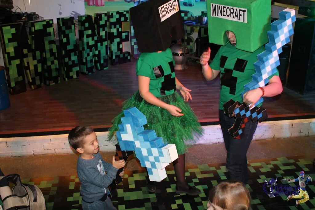 Лазертаг в стиле МАЙНКРАФТА. Вечеринка в стиле Minecraft для подростков. Квест в стиле майнкрафт на день рождения. Квест майнкрафт аниматоры.