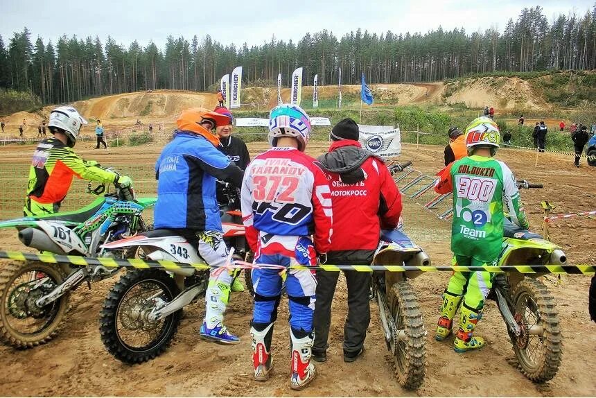 гребнев мотоспорт. алексей глухов мотокросс. бубликов максим игоревич мотокросс. сергей щербинин мотокросс. стк виз мотокросс.